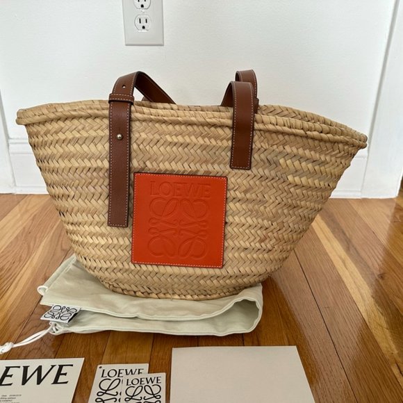 Loewe Medium Basket Bag Orange Anagram - Picture 5 of 5
